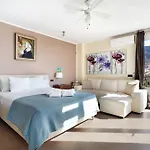 Rossella By Paramount Holidays 4* אדחה