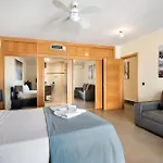 Rossella By Paramount Holidays מלון 4*