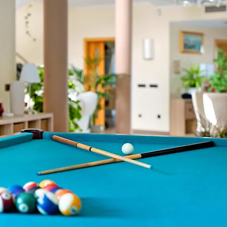 Hotel Rossella By Paramount Holidays 4*