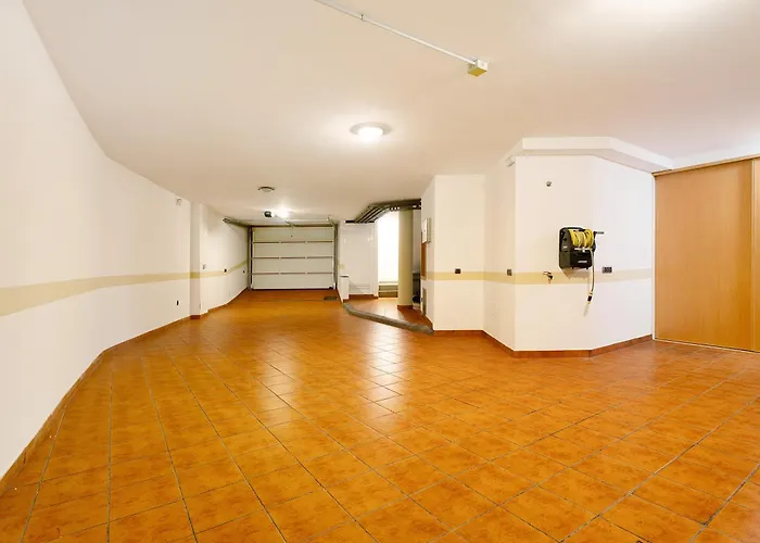 Hotell Rossella By Paramount Holidays Costa Adeje (Tenerife)