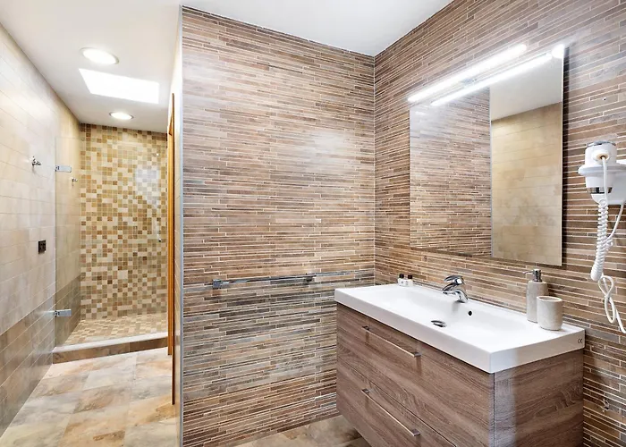 فندق Rossella By Paramount Holidays أذيخي