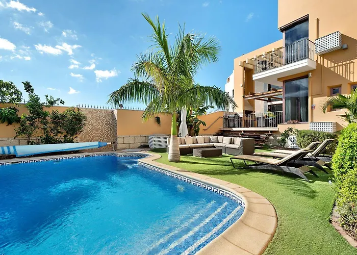 Rossella By Paramount Holidays فندق أذيخي