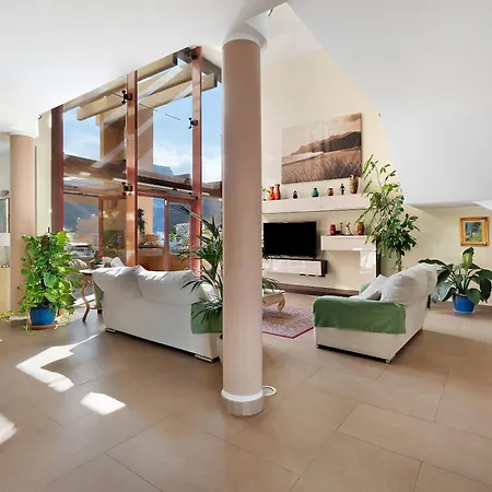 Villa Rossella By Paramount Holidays