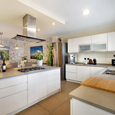 Villa Rossella By Paramount Holidays *